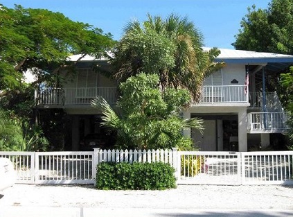 212 Mohawk St., Tavernier, FL